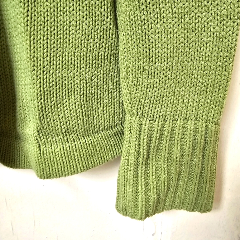 Old Navy 2 button shawl (M) - Picture 7 of 9